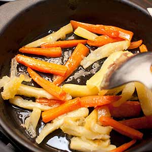 une recette de sauté de légumes croquants à la poêle
